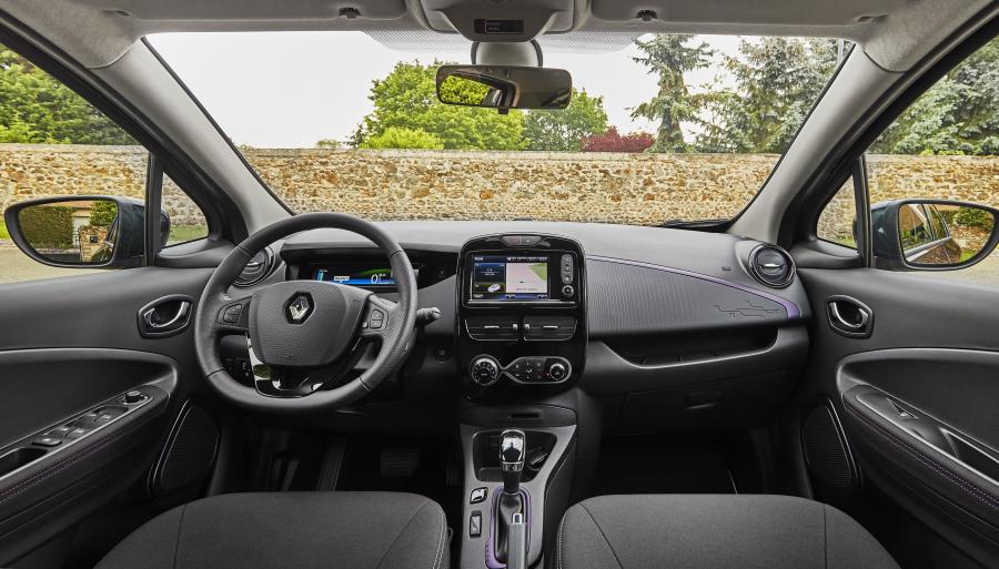Торпедо Renault Zoe Z.E. 40 R110 2018 года  (WW) (фото 7 из 28)